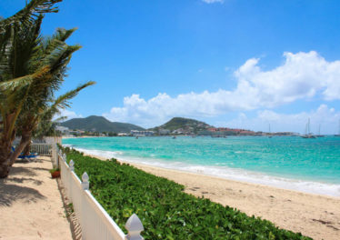 Beachfront Villa for Rent, Simpson Bay Beach, Real Estate St. Maarten