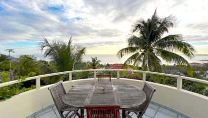 Hillside 2 family house with private pool and beautiful sunset view over the caribbean sea from Pelican Key SXM